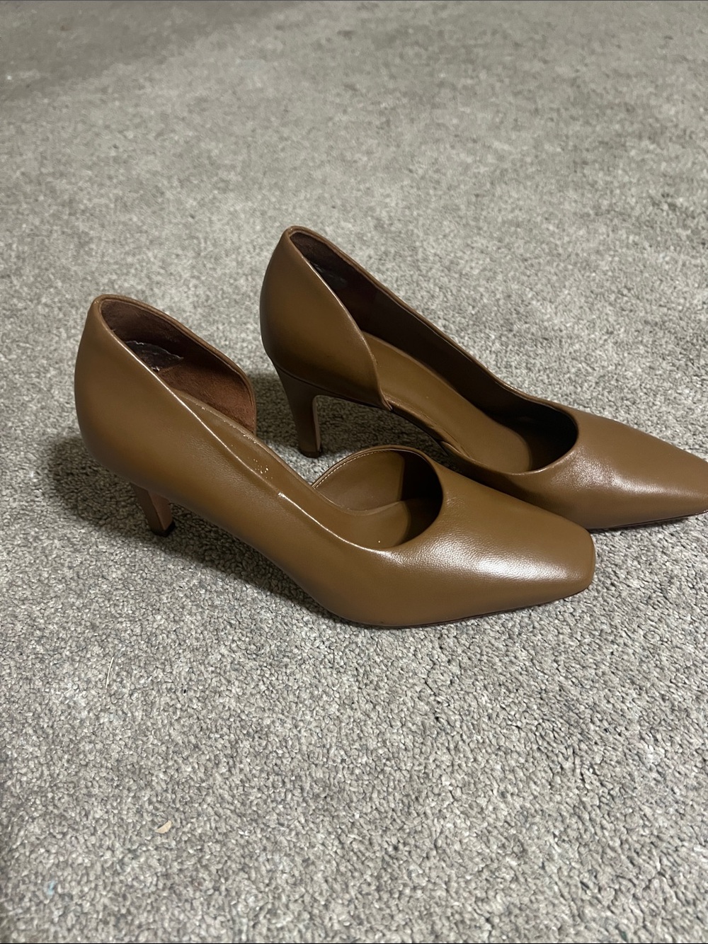 Vince Cognac Leather D’Orsay Kitten Heel Pumps Size 7